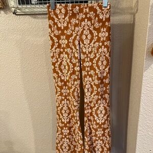 𝅺FOREVER 21 girls bell pants